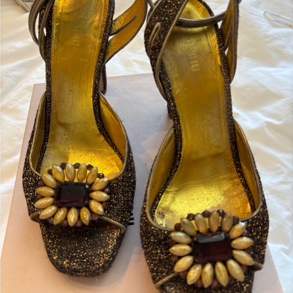 Elegant Beaded Women's Heels - Black and Gold